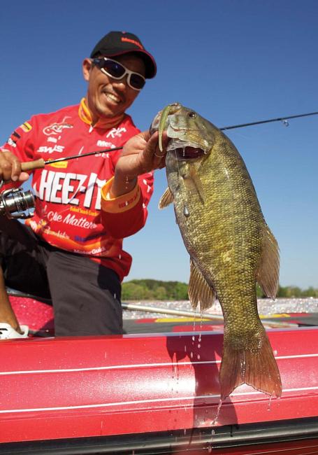 Cheez-It pro Shinichi Fukae knows that targeting suspended fish often means hitting multiple schools throughout the day to try to catch them when they are feeding.