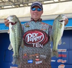 Glenn Browne sits in third place after catching a limit worth 14-8.