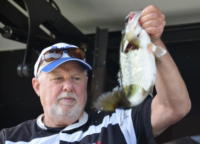 Co-angler Gary Morris of Tracy, Calif., finished the Clear Lake event in fourth place.
