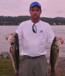James Bobbitt of Rainbow City, Ala., leads the Co-angler Division with 21-6.