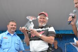 Co-angler Jimmy Cox of Bono, Ark., took home the title from the National Guard FLW Walleye Tour event on Lake Erie with a three-day total catch of 115 pounds, 12 ounces. 