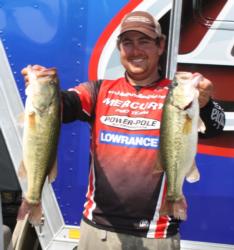 John Cox caught 18-15 to end day one in fourth.
