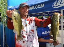 Fourth-place pro Zach King finished the opening round with a total weight of 19 pounds, 9 ounces.