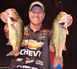 Chevy pro Bryan Thrift climed into sixth place overall with a two-day catch of 27 pounds, 7 ounces.