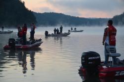 FLW College Fishing Northern Conference Championship teams await the start of takeoff.