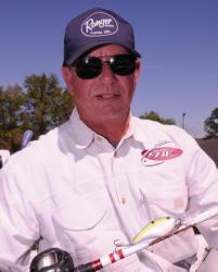 Robert Tindell with his key winning lure: a Strike King 6XD.
