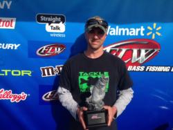 Co-angler Gerrit Goins of Cleveland, Tenn., won the April 6 Bama Division event on Lake Eufaula with five bass that weighed 14 pounds, 8 ounces. For his efforts, Goins earned a check worth over $2,000. 