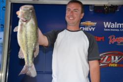 Pro David Suratt of Leoma, Tenn., parlayed a catch of 22 pounds, 14 ounces into a sixth-place finish after day one.