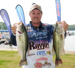 Scott Towry of Lawrenceburg, Tenn., leads the Co-angler Division of the EverStart Series Southeast event on Wheeler Lake after day two with a two-day total of 33 pounds.