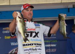 Fifth-place pro David Dudley caught a 16-pound, 11-ounce limit shallow on day three.