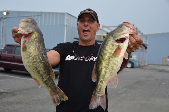 Pro Dan Rodriguez of Monkton, Md., parlayed his 37 years of fishing experience on the Chesapeake Bay into a fourth-place finish after day one of EverStart competition.