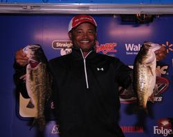 Ronnie Green of Sebring, Fla., leads the Co-angler Division of the Rayovac FLW Series with a five-bass limit weighing 15 pounds, 6 ounces.