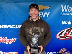 Co-angler Ed Daniell of West Frankfort, Ill., won the March 1 LBL Division event on Kentucky/Barkley lakes with a 21-pound, 11-ounce limit. For his efforts, Daniell walked away with over $2,300.
