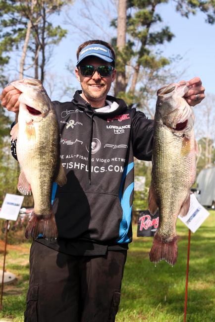 Jason Meninger improved to second today with the day's biggest limit, 24 pounds, 2 ounces.