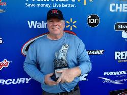 Co-angler Dennis Robinson of Oxford, Ohio, won the Sept. 6-7 Buckeye Division Super Tournament on Indian Lake with a two-day total weight of 9 pounds, 8 ounces. For his efforts, Robinson took home over $2,600 in winnings.