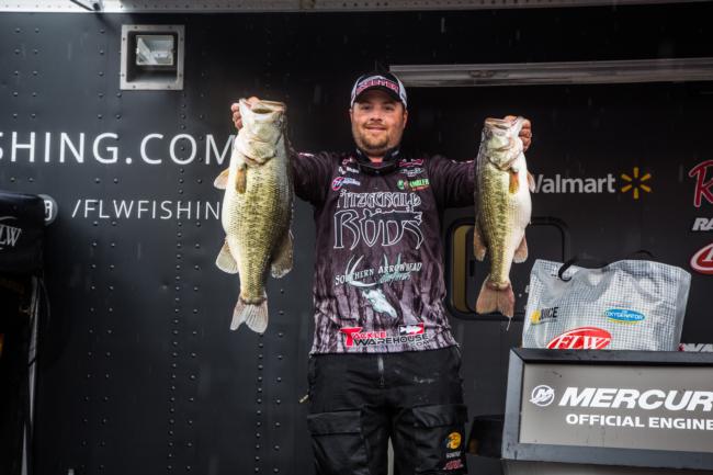 Trevor Fitzgerald hammered out an even 32 pounds to bring his total to 51 pounds, 14 ounces and rise to fourth place. 
